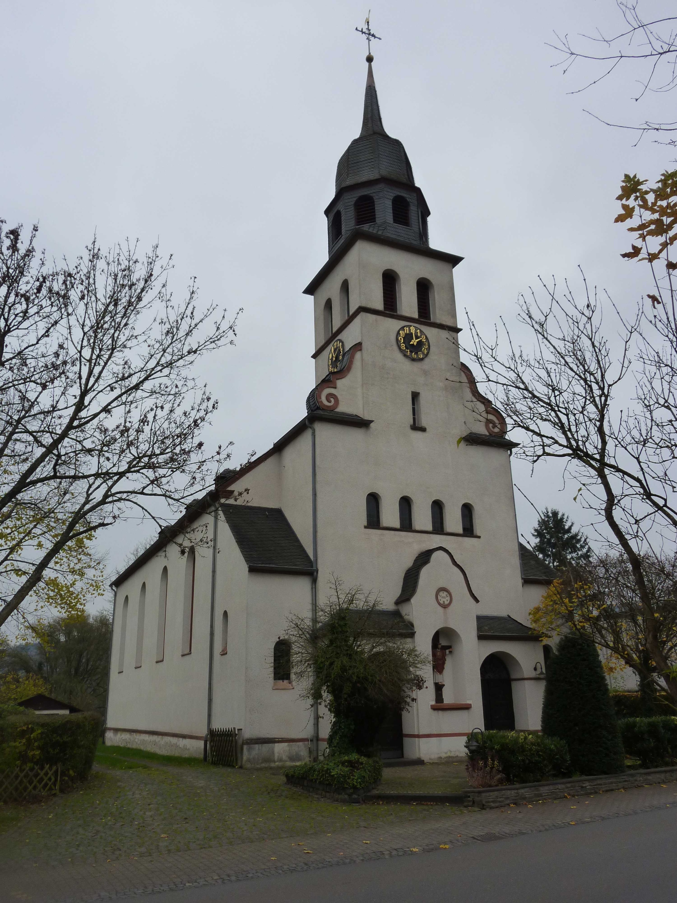 Kirche Hl. Drei Könige Kinderbeuern